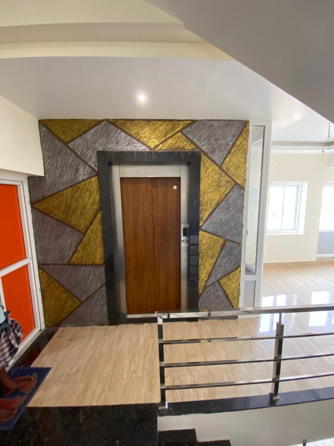 Le Shiv Executive Suite 泰尼 外观 照片