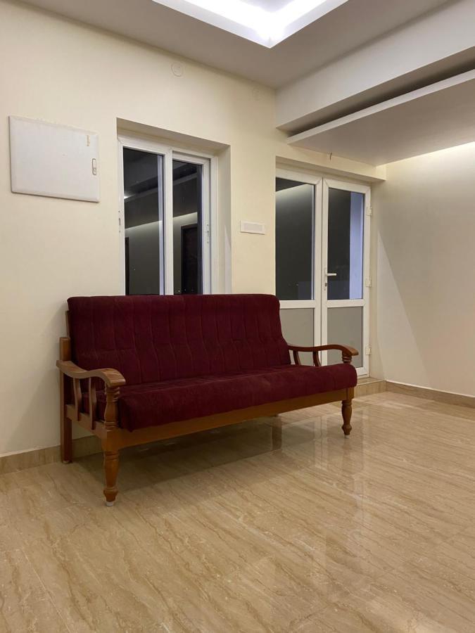Le Shiv Executive Suite 泰尼 外观 照片